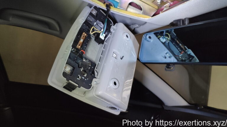 RX-8 フロントルームランプ交換方法【LED化】 16 RX-8 フロントルームランプ交換方法