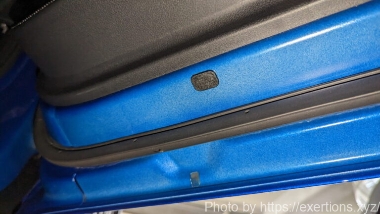 WRX S4 LEDサイドシルプレートを装着 23 WRX S4 LEDサイドシルプレート