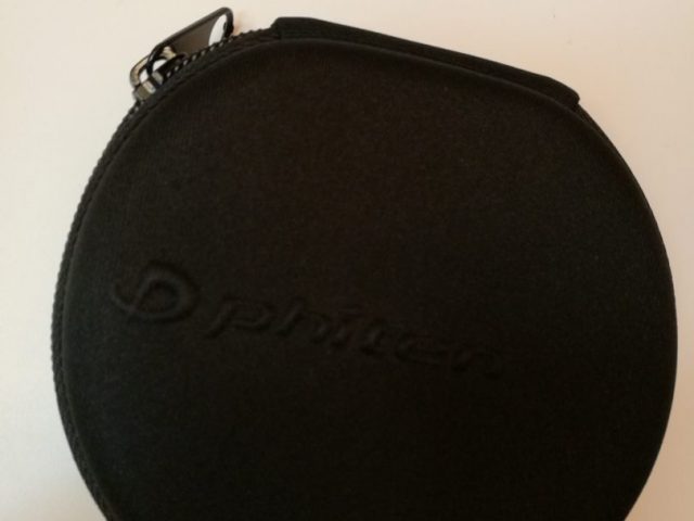 【ファイテン】RAKUWAネックX100 ミラーボールは効果があるのかレビュー 1 RAKUWAネックX100 ミラーボール