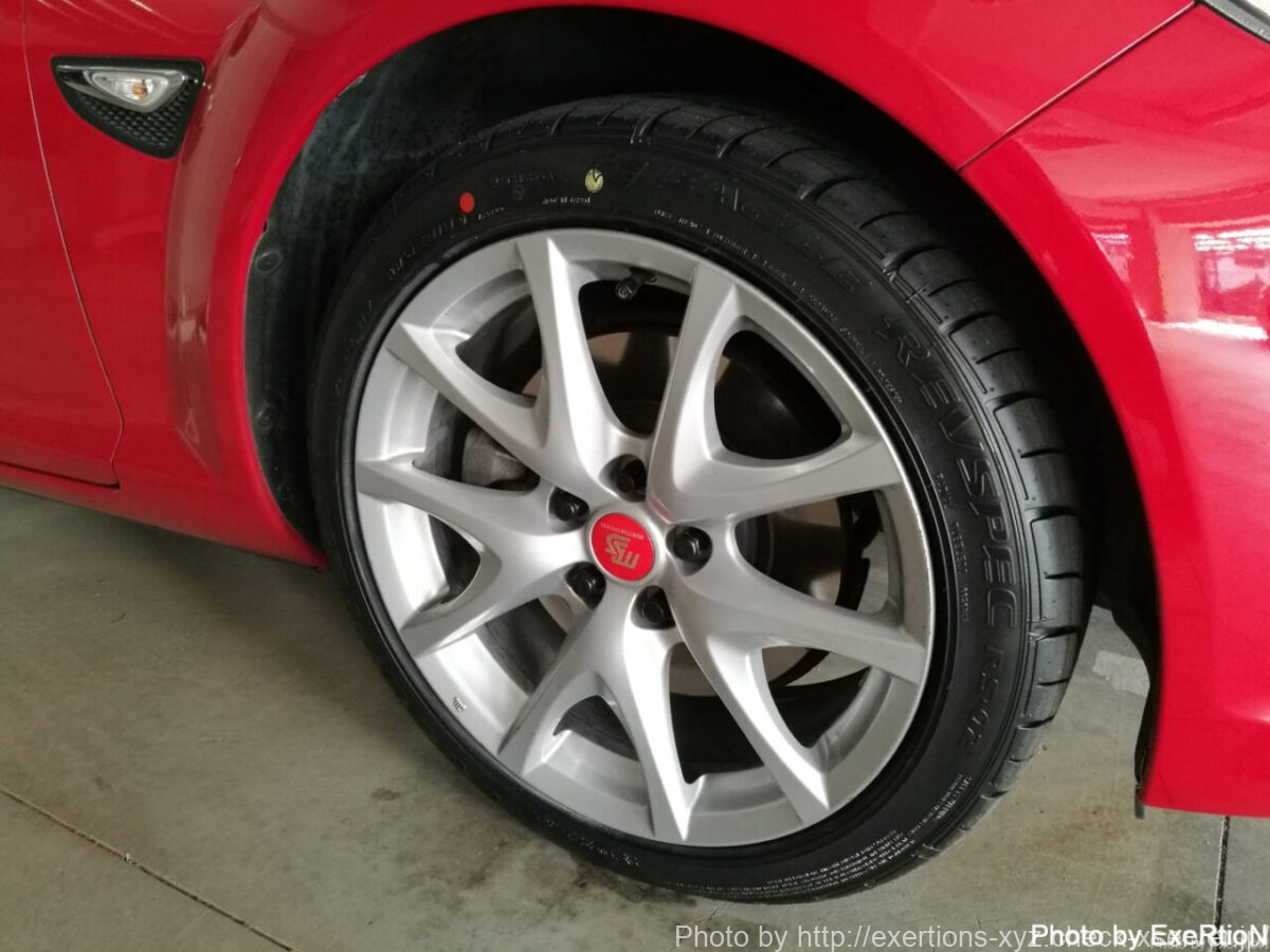 RX-8のホイールセンターキャップを交換したので手順を解説 22 RX-8 ホイールセンターキャップ