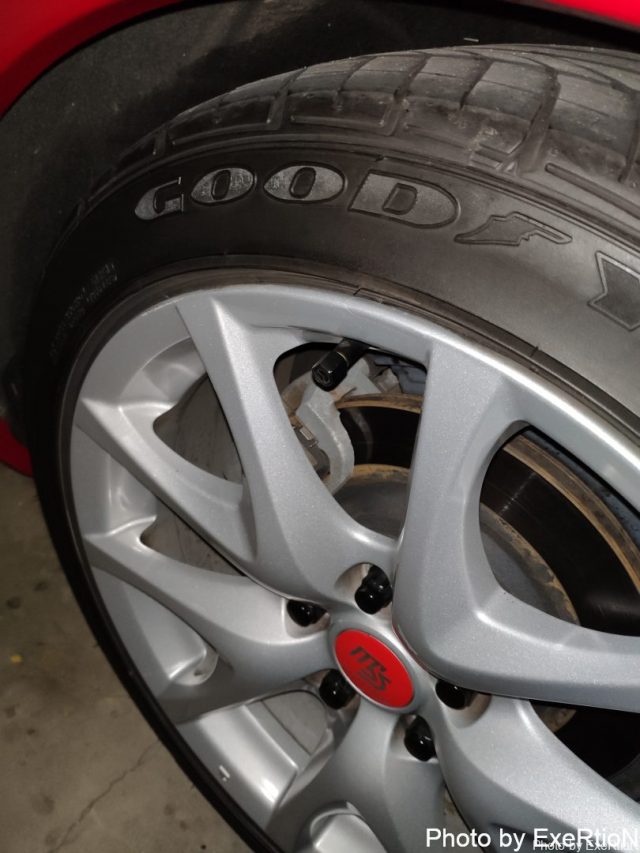 RX-8にソフト99 ホイールガリキズ 貼るだけシートを貼ってみた 16 ソフト99 ホイール貼るだけシート