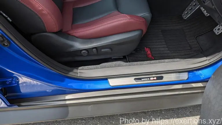 SUBARU純正 アクセサリー パーツ WRX S4 LEDサイドシルプレート WRX S4 (YS)LEDサイドシルプレート(WRX S4)「スバル純正