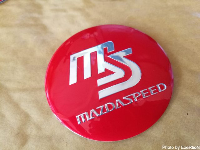 RX-8のホイールセンターキャップを交換したので手順を解説 5 RX-8 マツダスピード風ホイールセンターキャップ