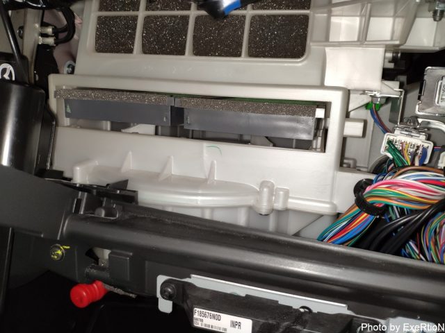 RX-8のエアコンフィルター交換手順【DIY】 22 RX-8のエアコンフィルター交換手順【DIY】