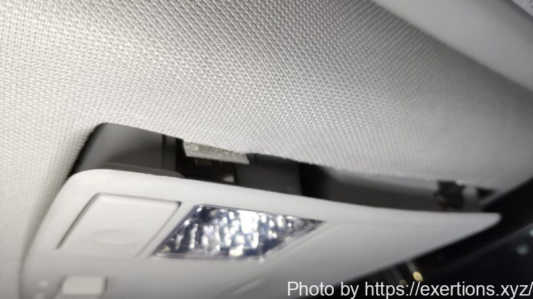 RX-8 フロントルームランプ交換方法【LED化】 14 RX-8 フロントルームランプ交換方法