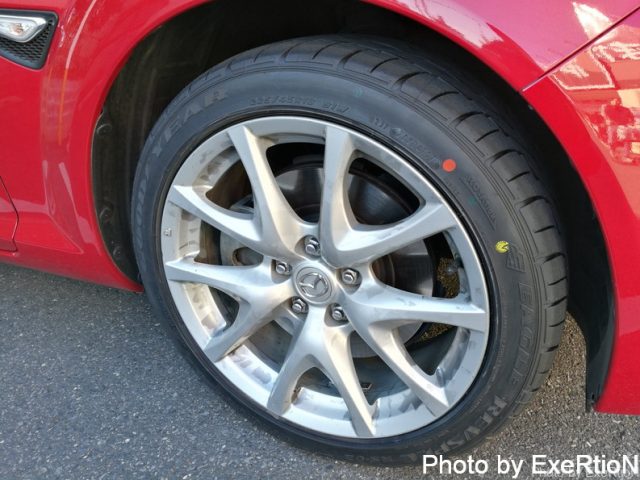 RX-8のホイールセンターキャップ 品番 1 GOODYEAR EAGLE REVSPEC RS-02