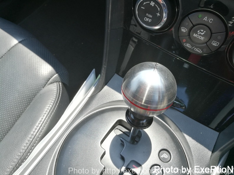 AutoExe 限定チタンシフトノブ