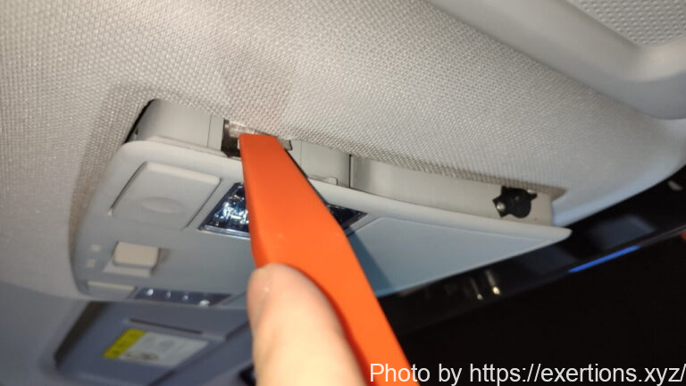 RX-8 フロントルームランプ交換方法【LED化】 15 RX-8 フロントルームランプ交換方法