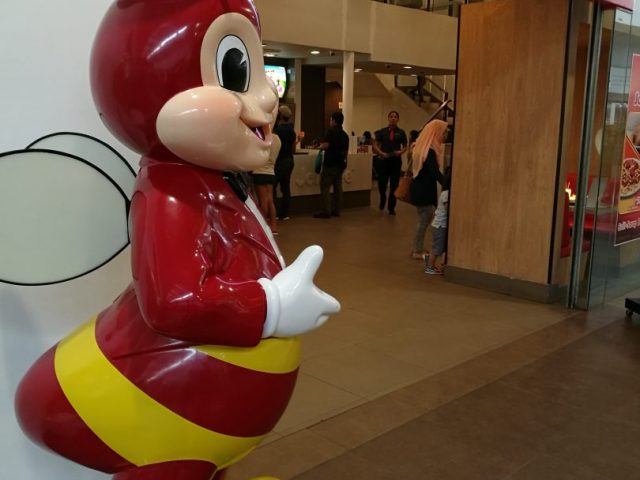 【マクタン島】フィリピン セブ旅行 マリバゴブルーウォーター Part6 セブ観光編 17 ジョリビー