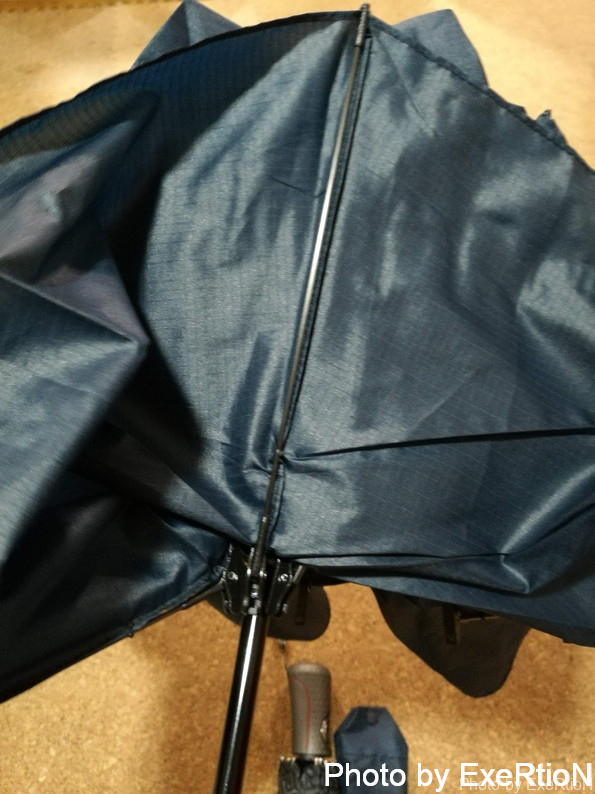 mont-bellの折り畳み傘「トレッキングアンブレラ」が最強すぎるのでレビュー 10 mont-bell トレッキングアンブレラ